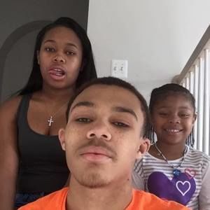 Meet your Posher, Deja